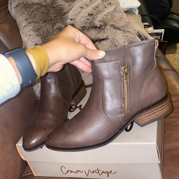 Leather crown vintage booties new brown size 8 - Picture 4 of 7
